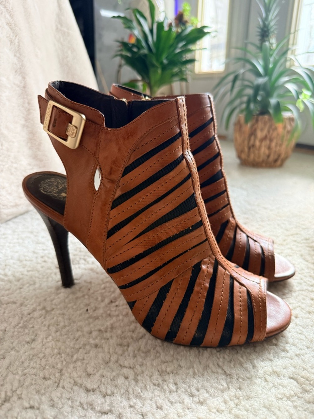 Vince Camuto “Aim” Heeled Sandals – Luggage Brown – Size 9.5 – Box Included